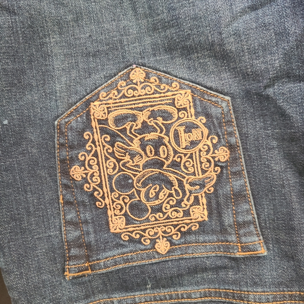 Disney Park Embroidered Authentic Women's Blue Jeans Size 10 Mickey Mouse - Picture 4 of 7